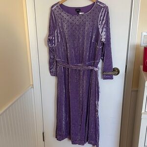 Torrid Size 1 Purple Velvet Polka Dot Midi Dress NWT